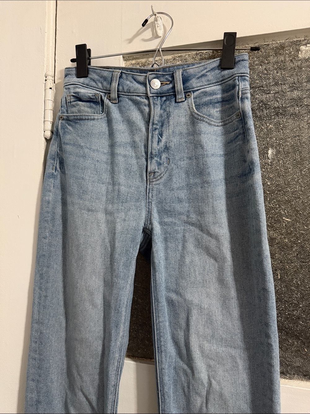 American Eagle Outfitters Light Blue Denim Jeans
